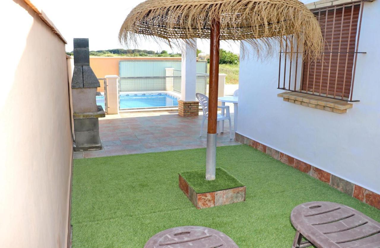 Chalet Peñuelas con piscina privada Conil De La Frontera Exterior foto
